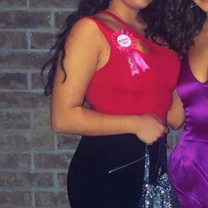 Asymmetrical red crop top ♥️